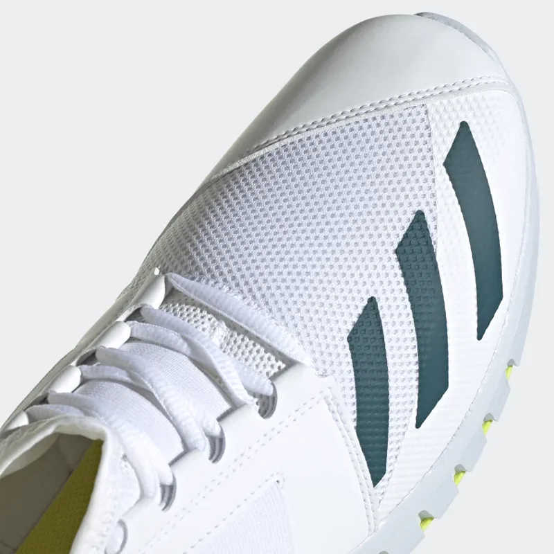 Adidas Howzat Spike 20 Cricket Shoes White/Yellow