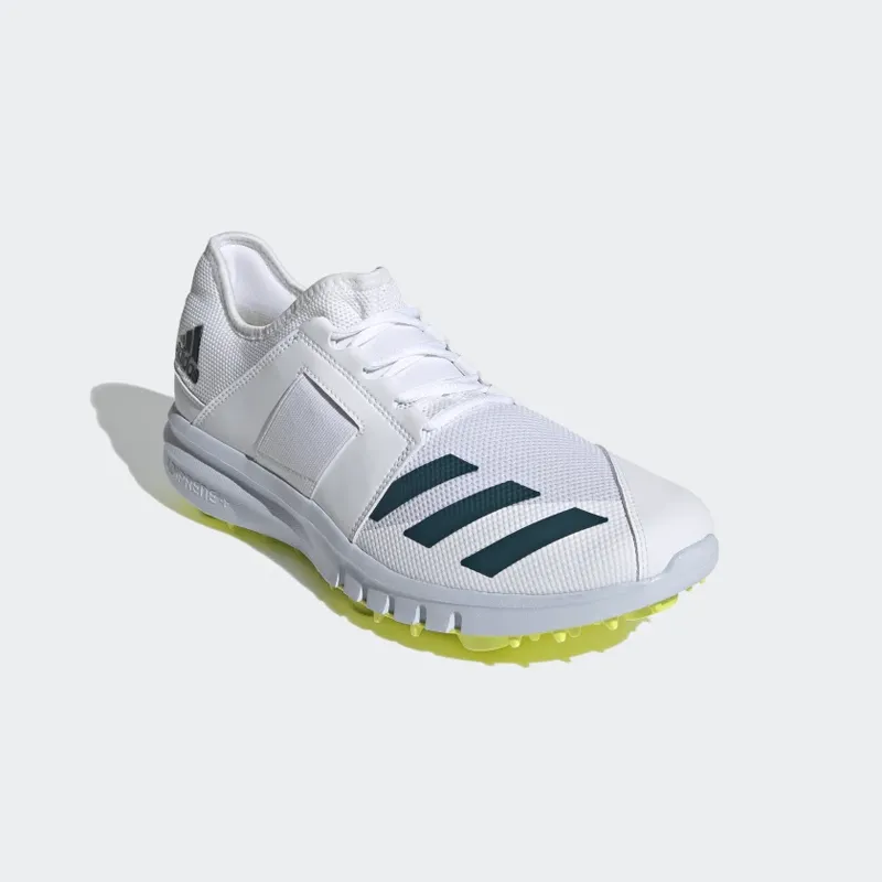 Adidas Howzat Spike 20 Cricket Shoes White/Yellow