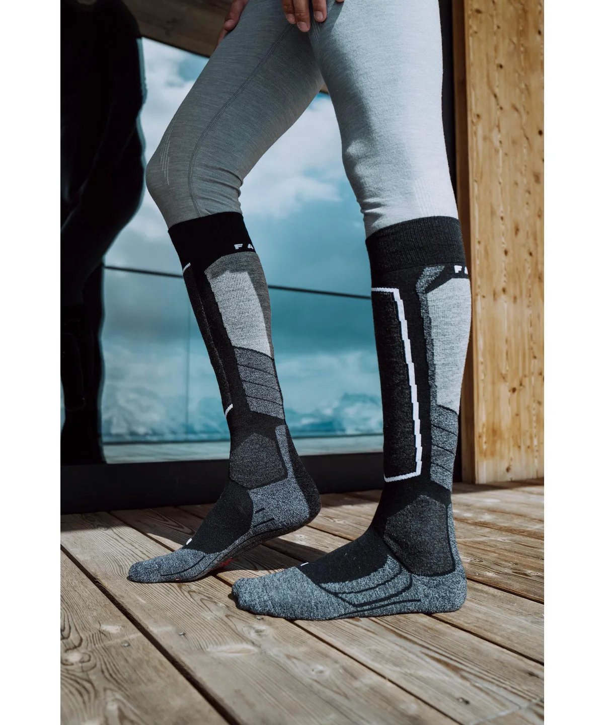 Falke | SK2 Cashmere | Intermediate Ski Socks | Men's