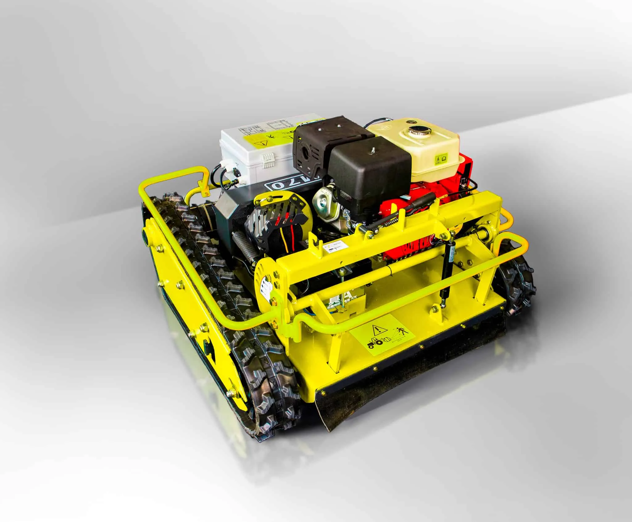 Farmer Helper Gas Powered Remote Controlled Mower | Cutting Width 28" | 15HP EPA Engine | Model PK-RM70