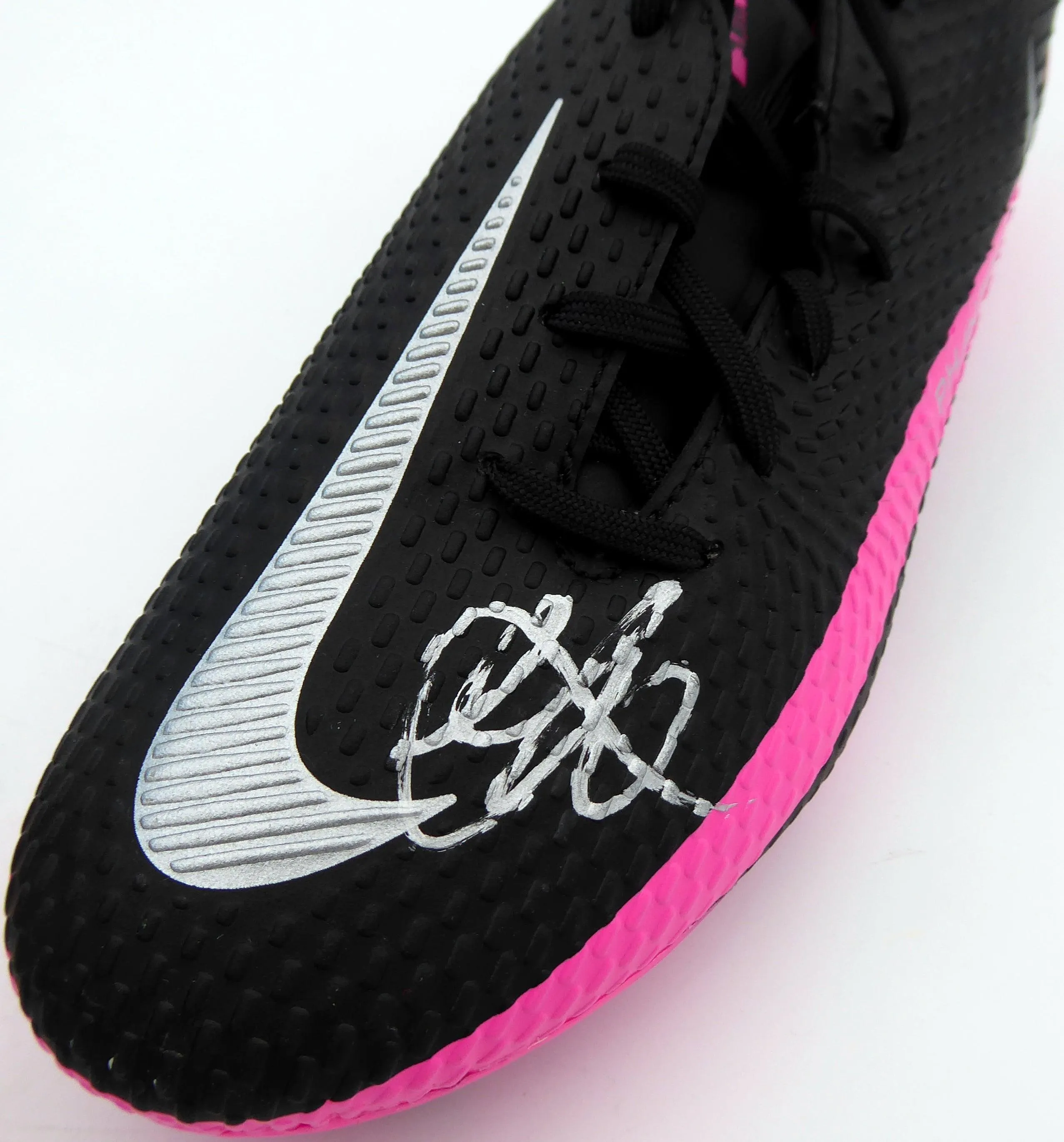 Mason Mount Autographed Blue & Pink Nike Phantom Cleat Shoe Chelsea F.C. Size 8.5 Beckett BAS #K06455