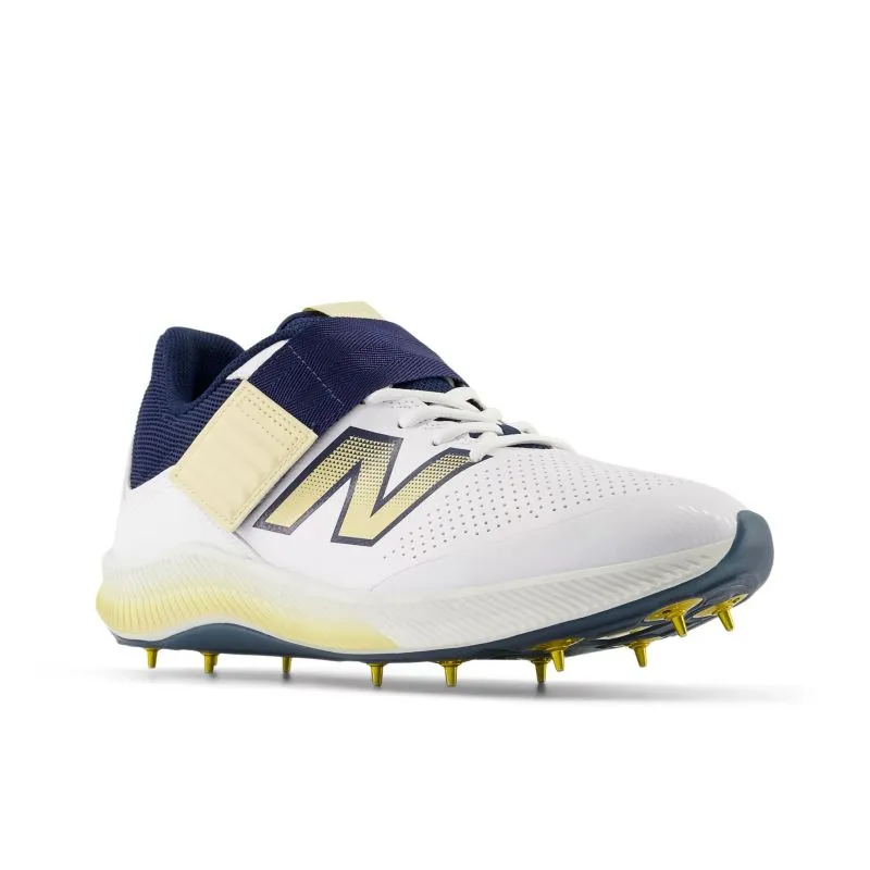 New Balance CK4040v6 2E WIDE Adults Cricket Shoes