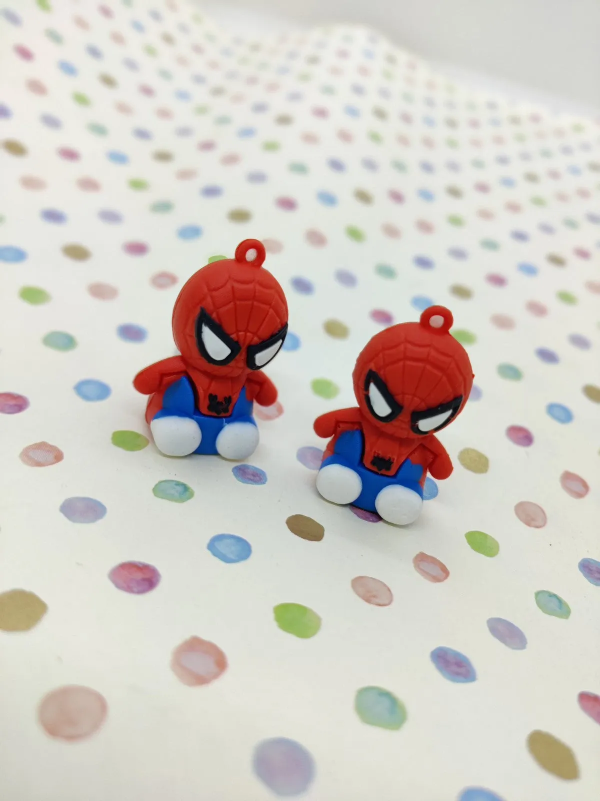 SPIDER-MAN SHOE CHARMS - RED