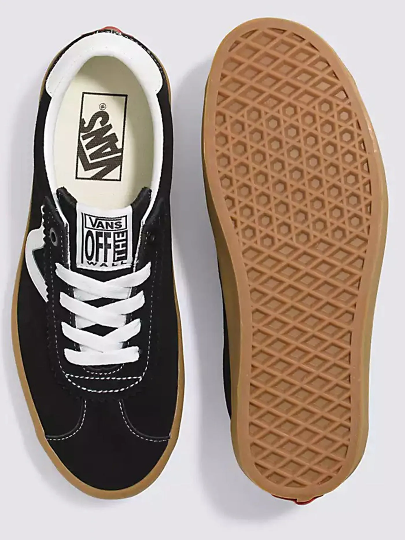 Sport Low Black / Gum Shoes