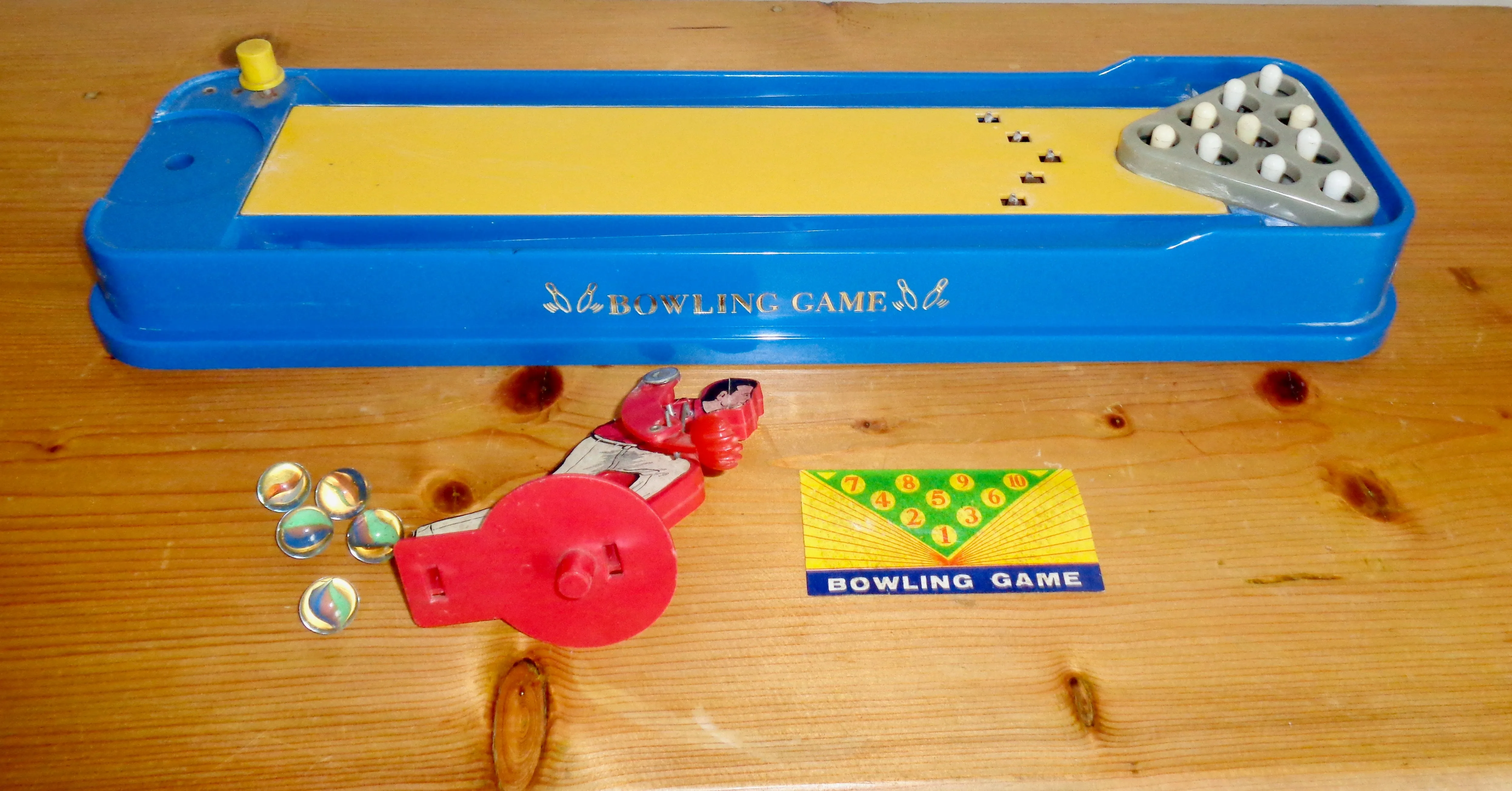 Vintage Tabletop Toy 10-Pin Bowling Game By Tomy